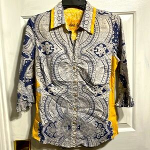 Robert Graham three-quarter sleeve button-down shirt size small